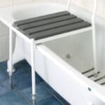 Banc d'accès au bain